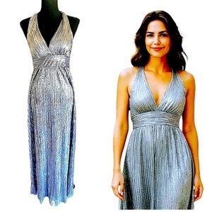 Silver Metallic Pleated Halter Top Maxi Dress Women’s Size Medium Gunmetal